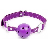 Фиолетовый кляп-шарик на регулируемом ремешке с кольцами
