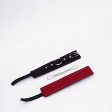 Черно-красные кожаные оковы Черно-красные кожаные оковы