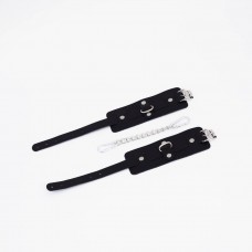 Черные кожаные оковы с хромированной фурнитурой Черные кожаные оковы с хромированной фурнитурой